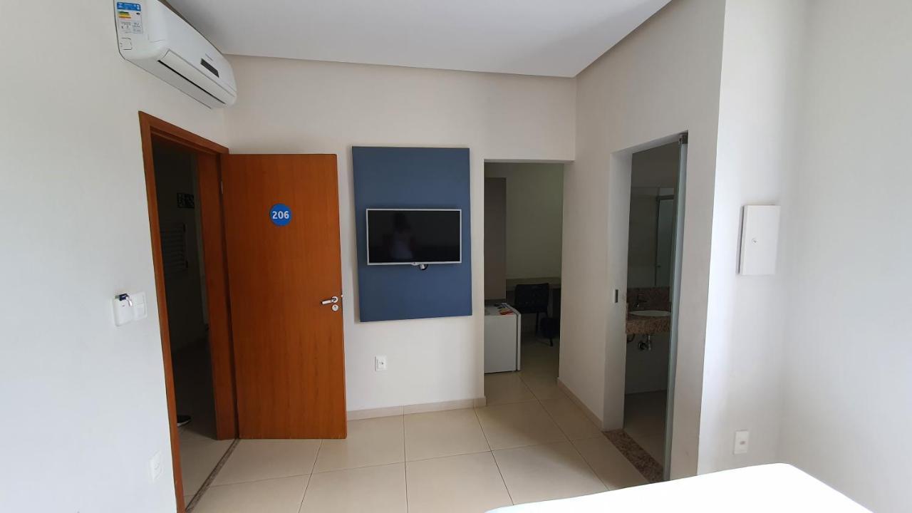 Ribs Hotel Піуі Екстер'єр фото