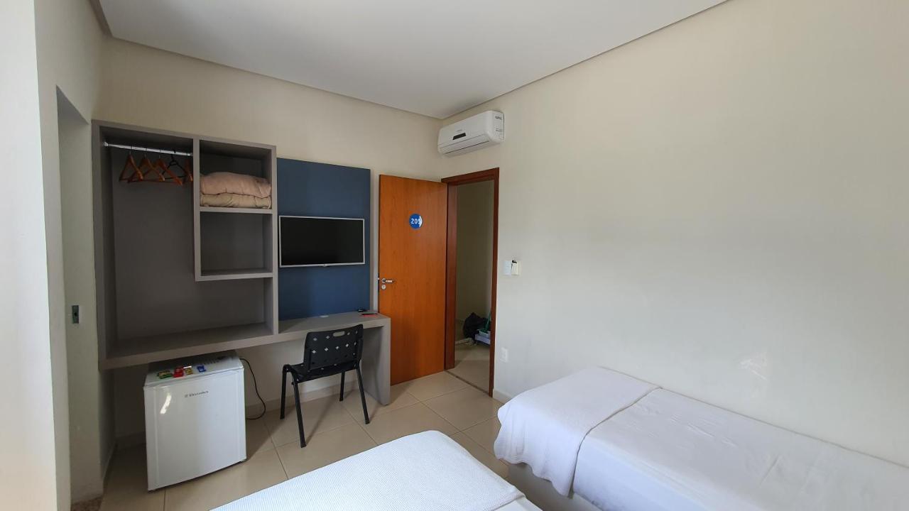 Ribs Hotel Піуі Екстер'єр фото